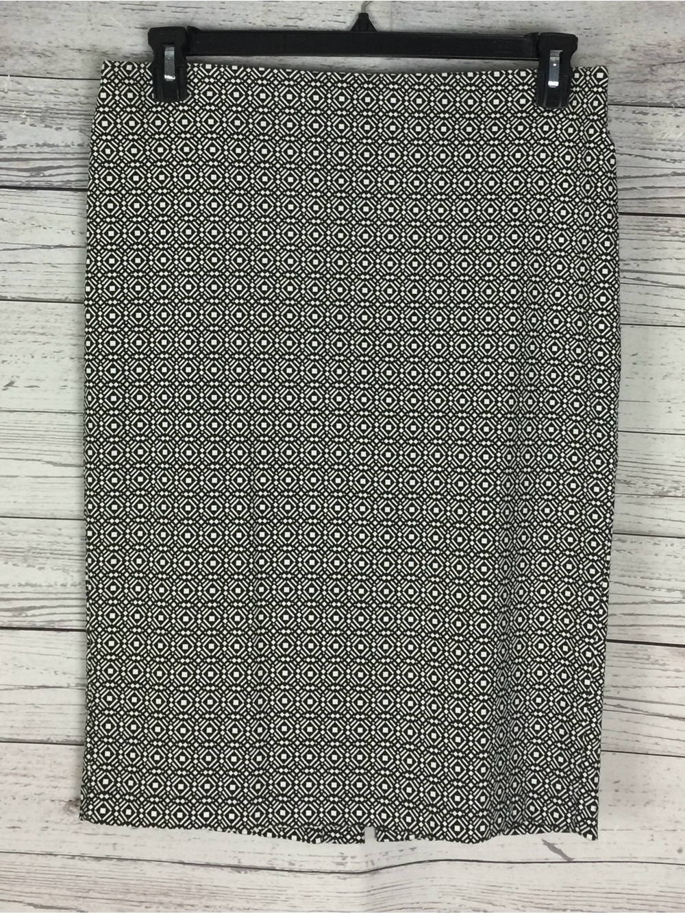 Attyre New York Women’s Black White Elastic Waist Pull Om Pencil Skirt Size 12